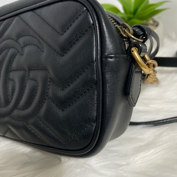 GUCCI MARMONT MINI BLACK (GUARANTEED AUTHENTIC) - Picture 6 of 15